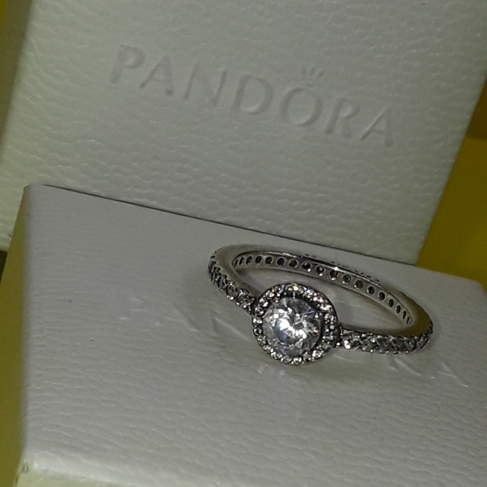 Authentic pandora classic  Elegance cz ring